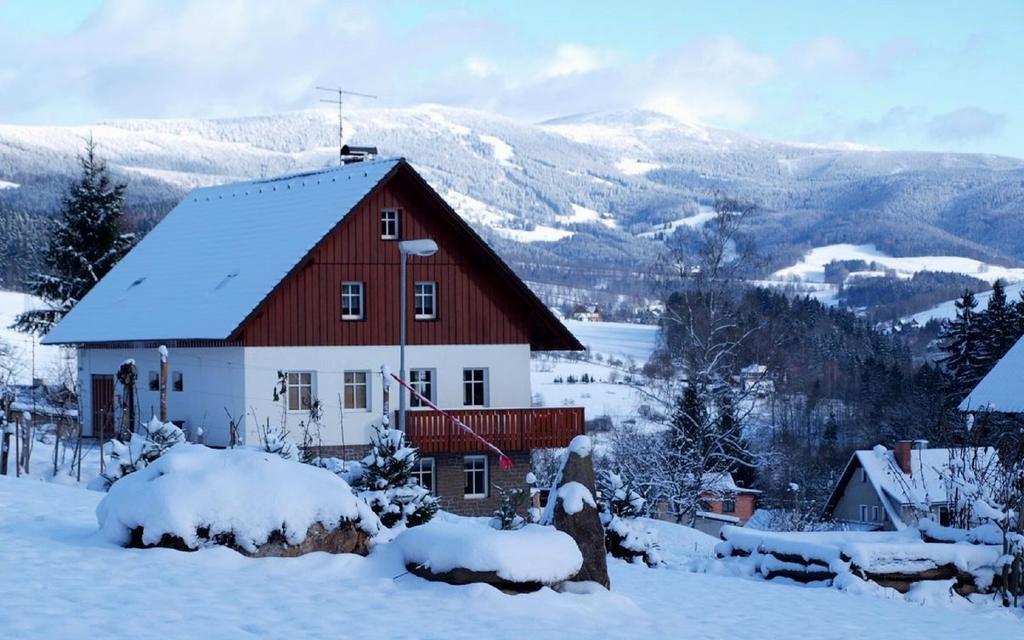 Penzion U pily Paseky nad Jizerou Esterno foto